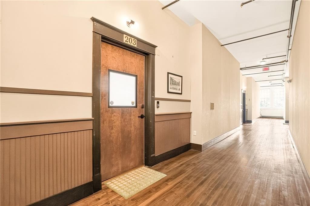 1 bedroom, 2 bathroom, 1,360 sq ft condominium for sale at 600 College Street 203, Hapeville, GA 30354 — photo 4