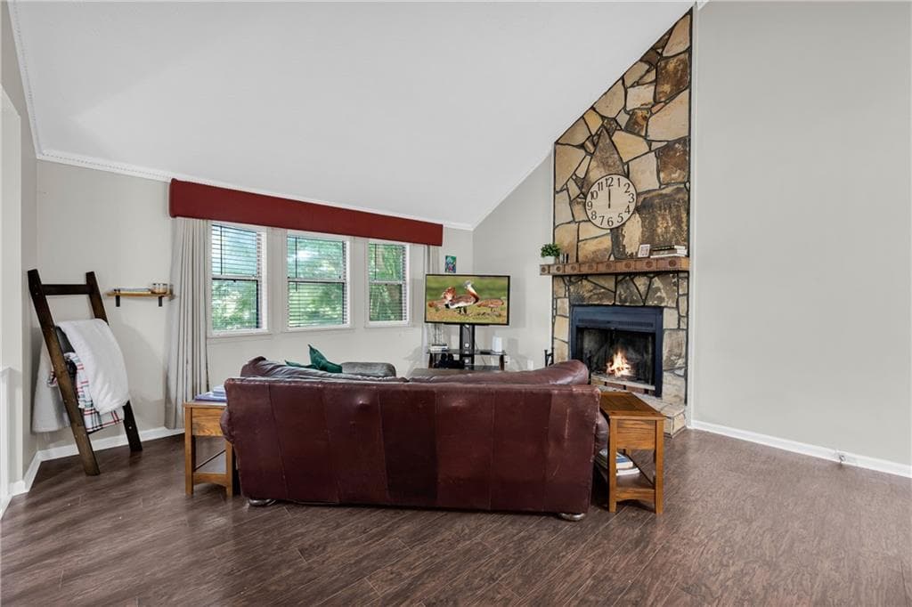 3 bedroom, 2 bathroom, 1,914 sq ft single family residence under contract at 4389 Center Hill Church Road, Loganville, GA 30052 — photo 6