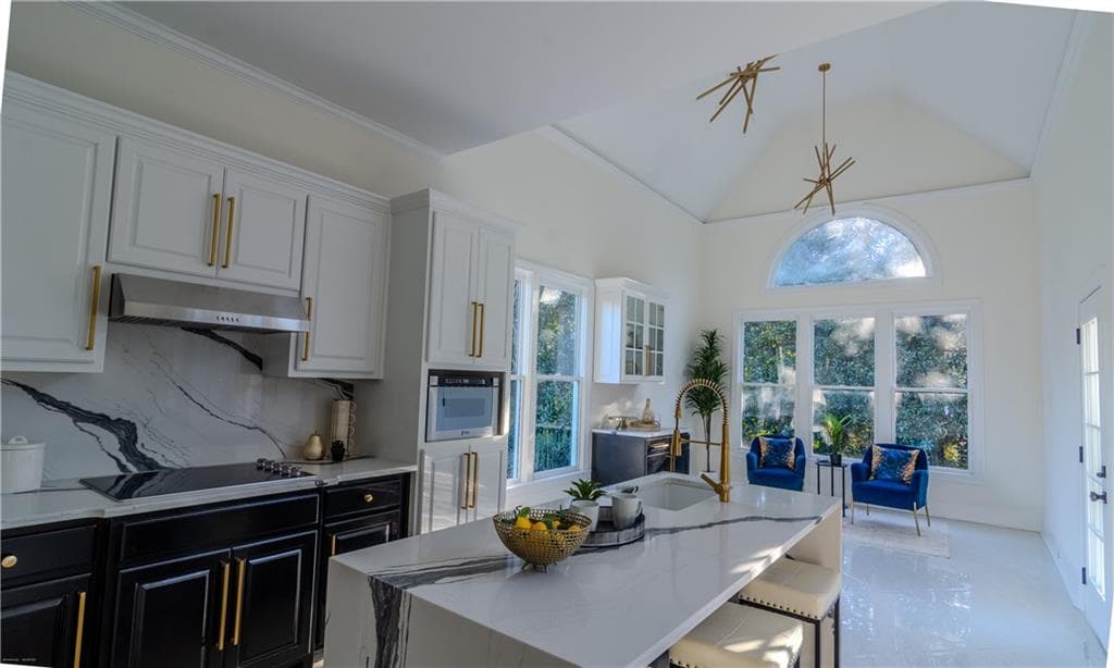 6 bedroom, 5 bathroom, 5,505 sq ft single family residence for rent at 4822 Chamblee Dunwoody Road, Atlanta, GA 30338 for $8,500 a month — photo 6