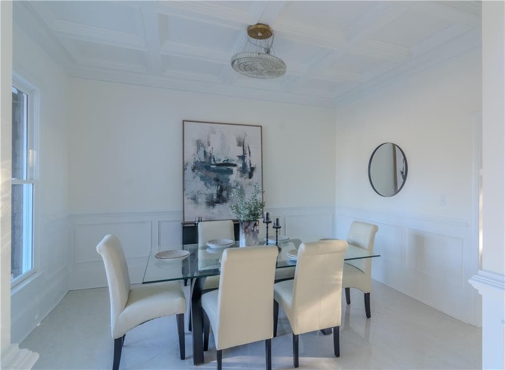 6 bedroom, 5 bathroom, 5,505 sq ft single family residence for rent at 4822 Chamblee Dunwoody Road, Atlanta, GA 30338 for $8,500 a month — photo 10
