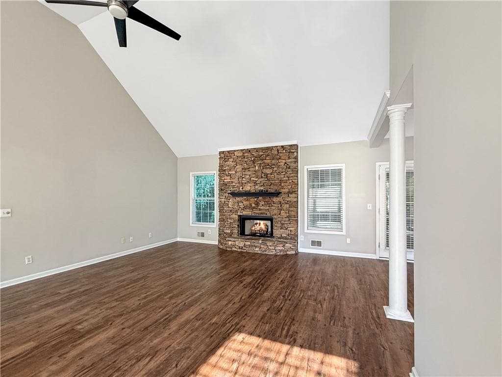 3 bedroom, 3 bathroom, 2,093 sq ft single family residence for rent at 5885 Sarah Orr Lane, Cumming, GA 30040 for $2,700 a month — photo 4