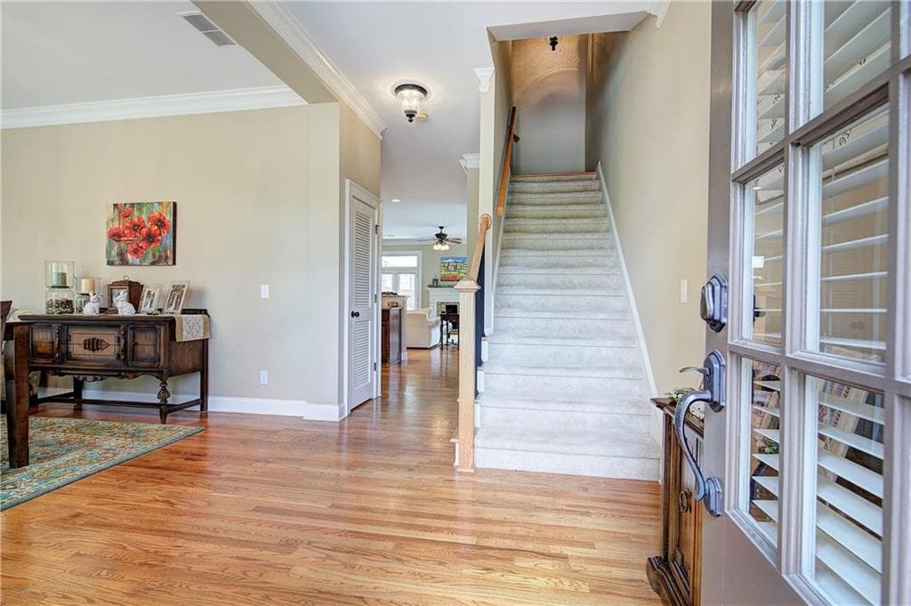 3 bedroom, 3 bathroom, 2,059 sq ft townhouse under contract at 1659 Ridenour Parkway, Kennesaw, GA 30152 — photo 5