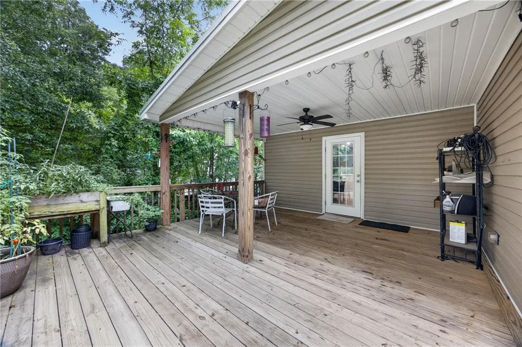 3 bedroom, 2 bathroom, 1,700 sq ft single family residence for sale at 171 NE Broad Street, Fairburn, GA 30213 — photo 8