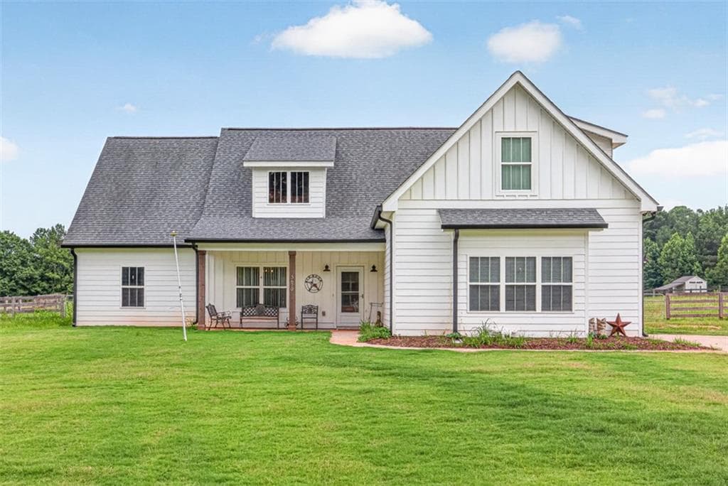 4 bedroom, 2 bathroom, 2,648 sq ft single family residence for sale at 3670 Davis Academy Road, Rutledge, GA 30663 — photo 2