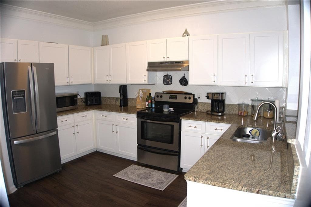 2 bedroom, 2 bathroom, 1,322 sq ft condominium for sale at 1134 Westchester Ridge 1134, Atlanta, GA 30329 — photo 3