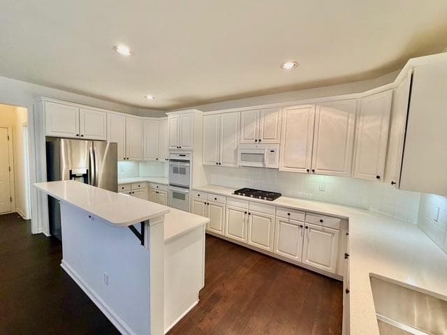 4 bedroom, 4 bathroom, 3,392 sq ft single family residence for sale at 1000 Winding Bridge Way, Johns Creek, GA 30097 — photo 6