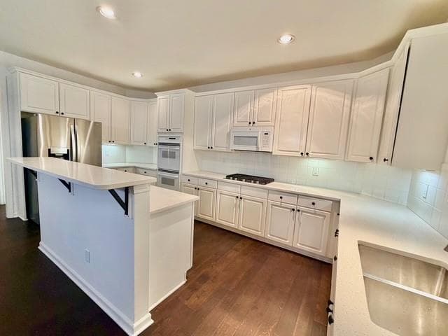 4 bedroom, 4 bathroom, 3,392 sq ft single family residence for sale at 1000 Winding Bridge Way, Johns Creek, GA 30097 — photo 7