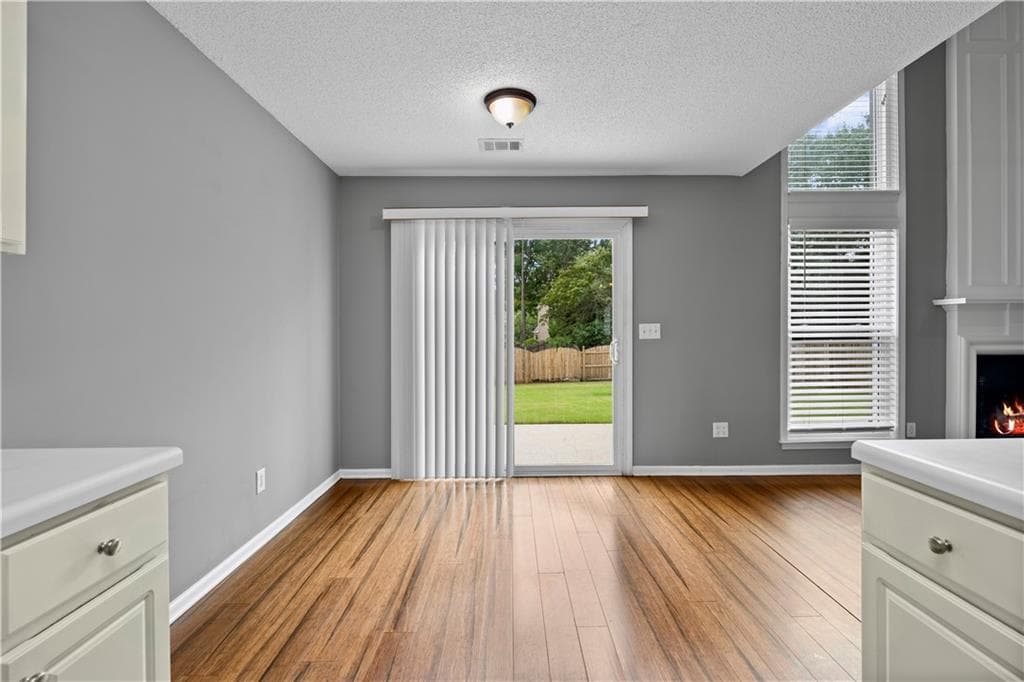 3 bedroom, 3 bathroom, 1,870 sq ft single family residence for sale at 320 Treyford Court, Johns Creek, GA 30005 — photo 10