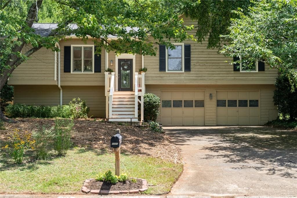 4886 Raven Way