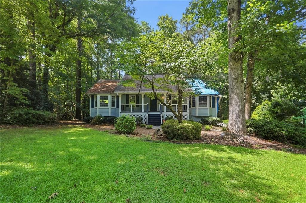 4 bedroom, 3 bathroom, 2,472 sq ft single family residence for sale at 79 Picketts Mill Run, Acworth, GA 30101