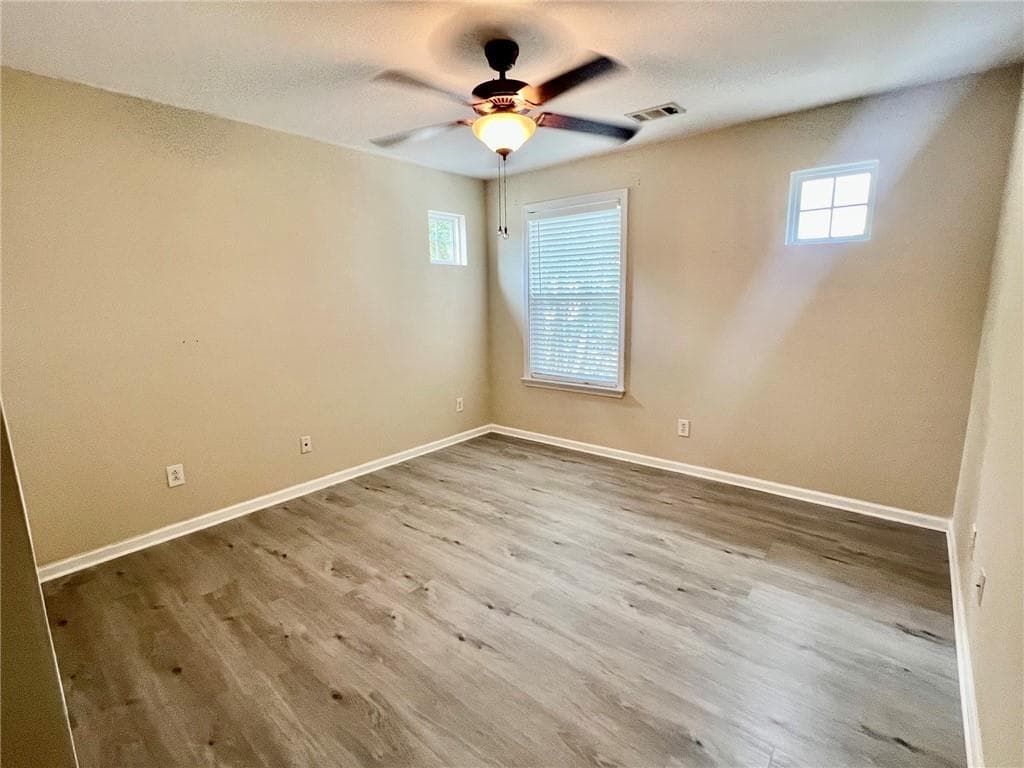 3 bedroom, 3 bathroom, 1,585 sq ft single family residence for rent at 247 Hiawassee Drive, Woodstock, GA 30188 for $2,200 a month — photo 8