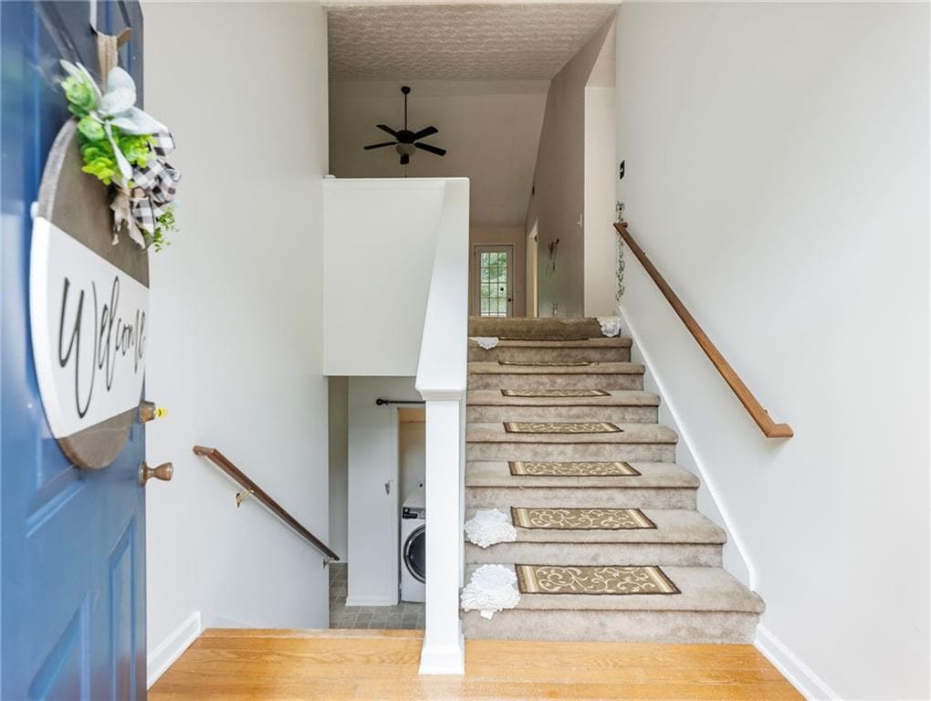 3 bedroom, 3 bathroom, 2,274 sq ft single family residence under contract at 212 Cobblestone Lane, Mcdonough, GA 30252 — photo 2