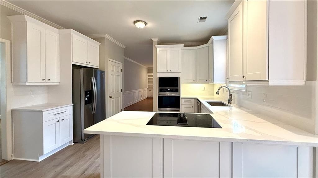 4 bedroom, 4 bathroom, 2,545 sq ft single family residence for rent at 11175 Linbrook Lane, Johns Creek, GA 30097 for $3,200 a month — photo 8