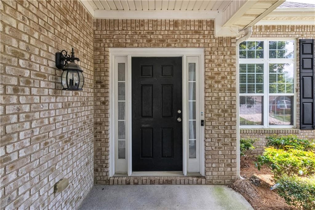 3 bedroom, 3 bathroom, 1,908 sq ft single family residence under contract at 5013 Centennial Commons Drive, Acworth, GA 30102 — photo 2