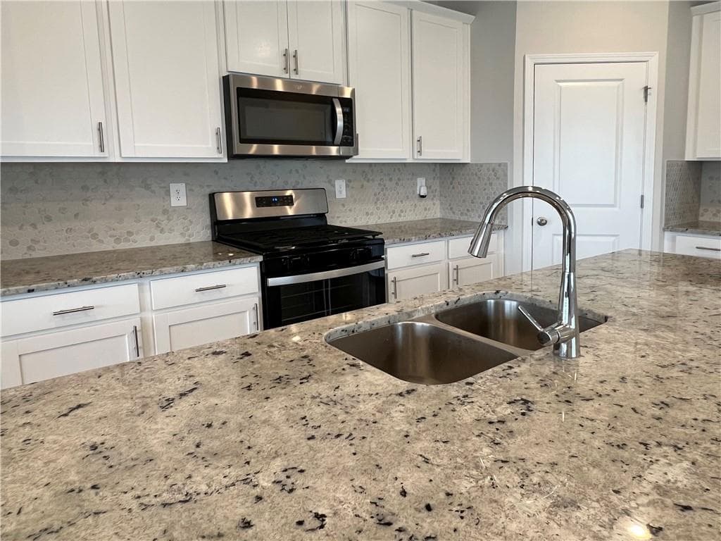 3 bedroom, 3 bathroom, 1,888 sq ft townhouse for sale at 4508 Red Lion Place, Lawrenceville, GA 30044 — photo 10
