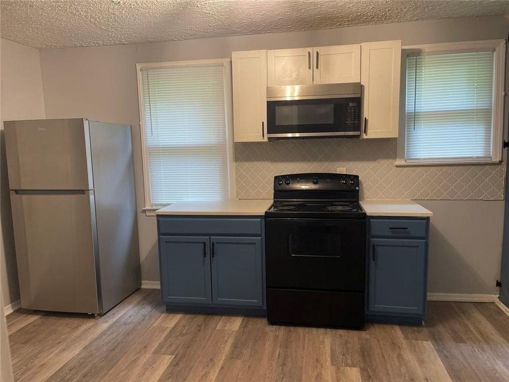 3 bedroom, 1 bathroom, 912 sq ft single family residence for sale at 748 Key Street, Macon, GA 31204 — photo 3