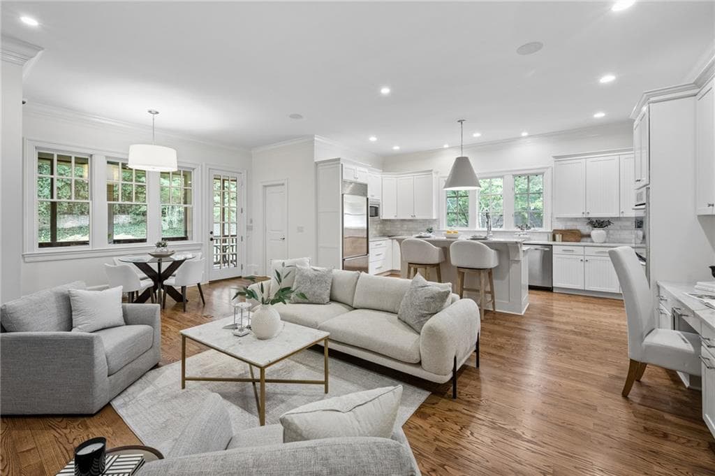 4 bedroom, 5 bathroom, 5,148 sq ft single family residence under contract at 1339 Chalmette Drive, Atlanta, GA 30306 — photo 10