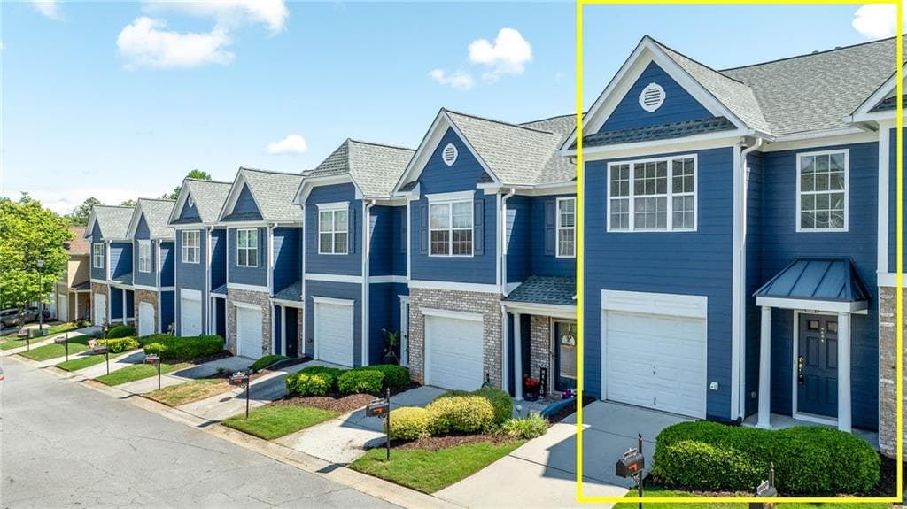 3 bedroom, 3 bathroom, 1,506 sq ft townhouse for rent at 6604 Splashwater Drive, Flowery Branch, GA 30542 for $1,895 a month — photo 3