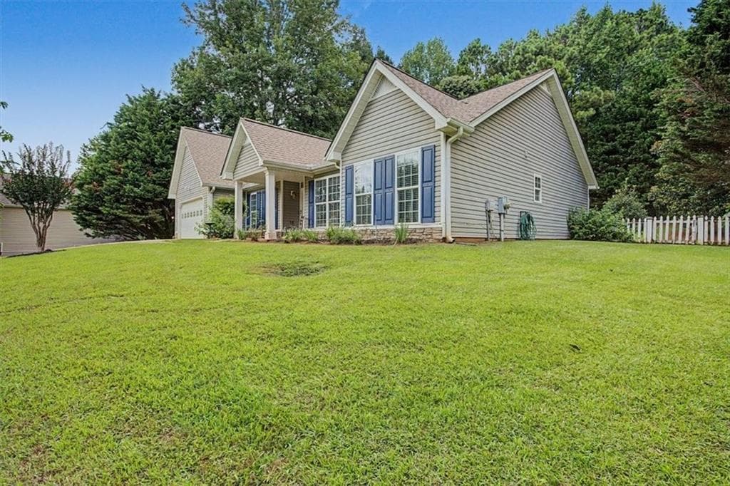 3 bedroom, 2 bathroom, 2,126 sq ft single family residence for sale at 67 Mossy Oak Lane, Dallas, GA 30157 — photo 3