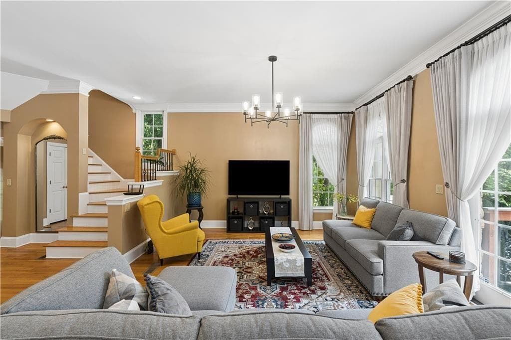 2 bedroom, 3 bathroom, 1,520 sq ft townhouse for sale at 331 Carpenter Drive 5, Sandy Springs, GA 30328 — photo 6