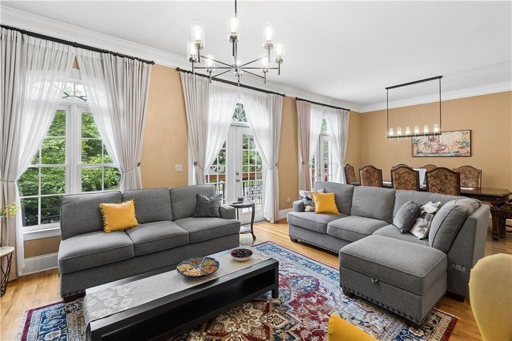 2 bedroom, 3 bathroom, 1,520 sq ft townhouse for sale at 331 Carpenter Drive 5, Sandy Springs, GA 30328 — photo 8