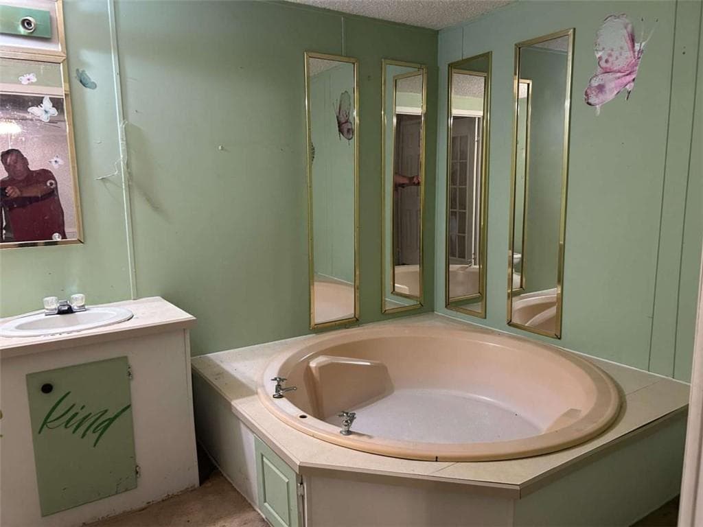 4 bedroom, 2 bathroom, 1,976 sq ft single family residence under contract at 869 Carter Mtn Road, Rockmart, GA 30153 — photo 8