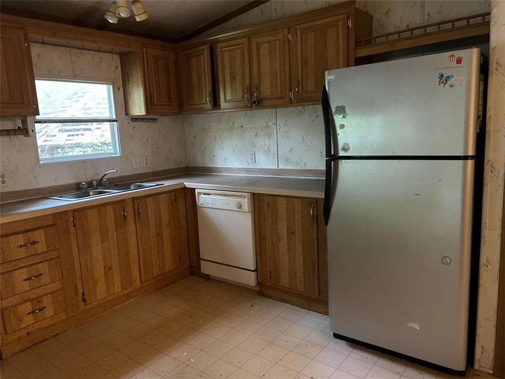 4 bedroom, 2 bathroom, 1,976 sq ft single family residence under contract at 869 Carter Mtn Road, Rockmart, GA 30153 — photo 10
