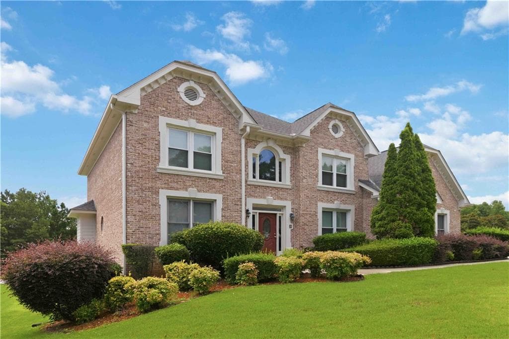 5 bedroom, 4 bathroom, 3,448 sq ft single family residence for sale at 3031 Cadbury Trail, Snellville, GA 30039 — photo 2
