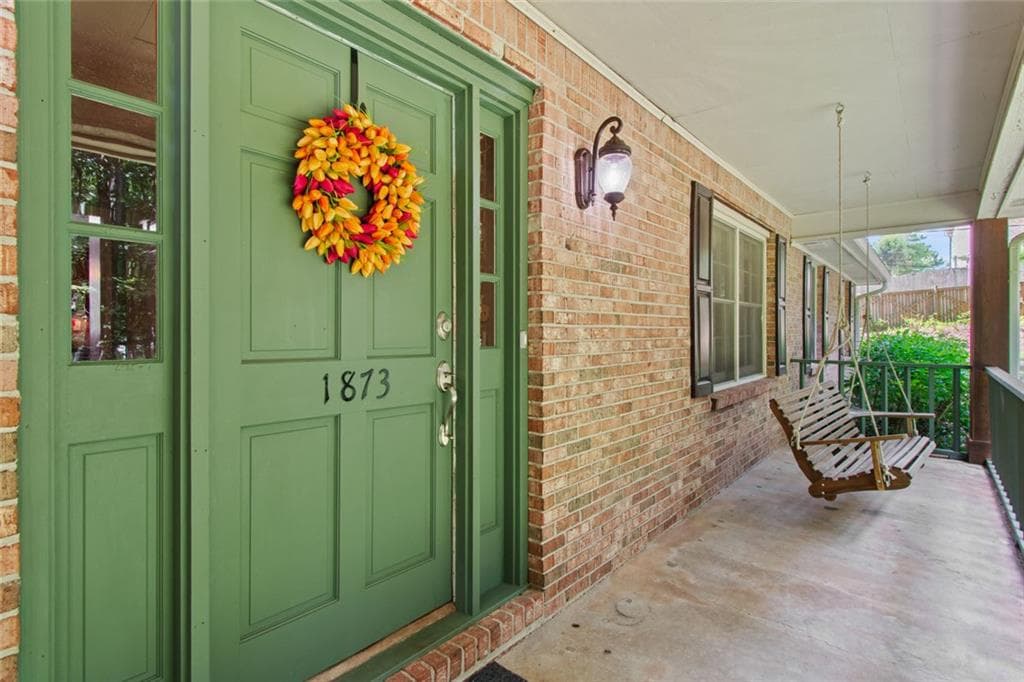 4 bedroom, 3 bathroom, 2,732 sq ft single family residence for sale at 1873 RAINTREE Court, Snellville, GA 30078 — photo 3