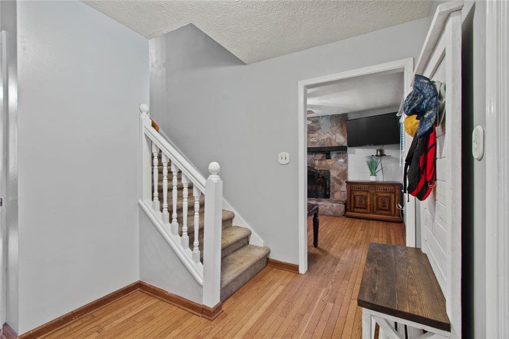 4 bedroom, 3 bathroom, 2,732 sq ft single family residence for sale at 1873 RAINTREE Court, Snellville, GA 30078 — photo 7