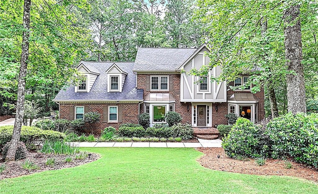 6 bedroom, 5 bathroom, 5,833 sq ft single family residence under contract at 3344 Weathertop Way, Roswell, GA 30075