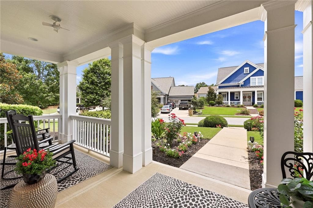 4 bedroom, 4 bathroom, 3,190 sq ft single family residence under contract at 6325 Cedar Springs Lane, Hoschton, GA 30548 — photo 5