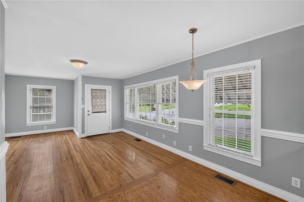 2 bedroom, 1 bathroom, 984 sq ft single family residence for sale at 1141 Jefferson Avenue, East Point, GA 30344 — photo 6