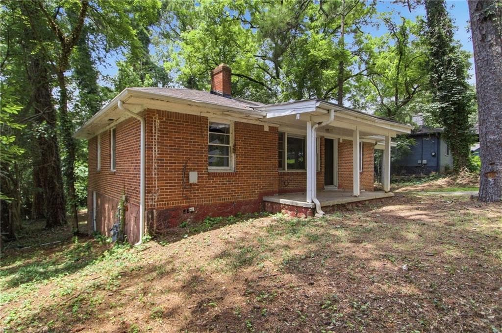3 bedroom, 1 bathroom, 1,268 sq ft single family residence under contract at 1953 Glendale Drive, Decatur, GA 30032 — photo 2