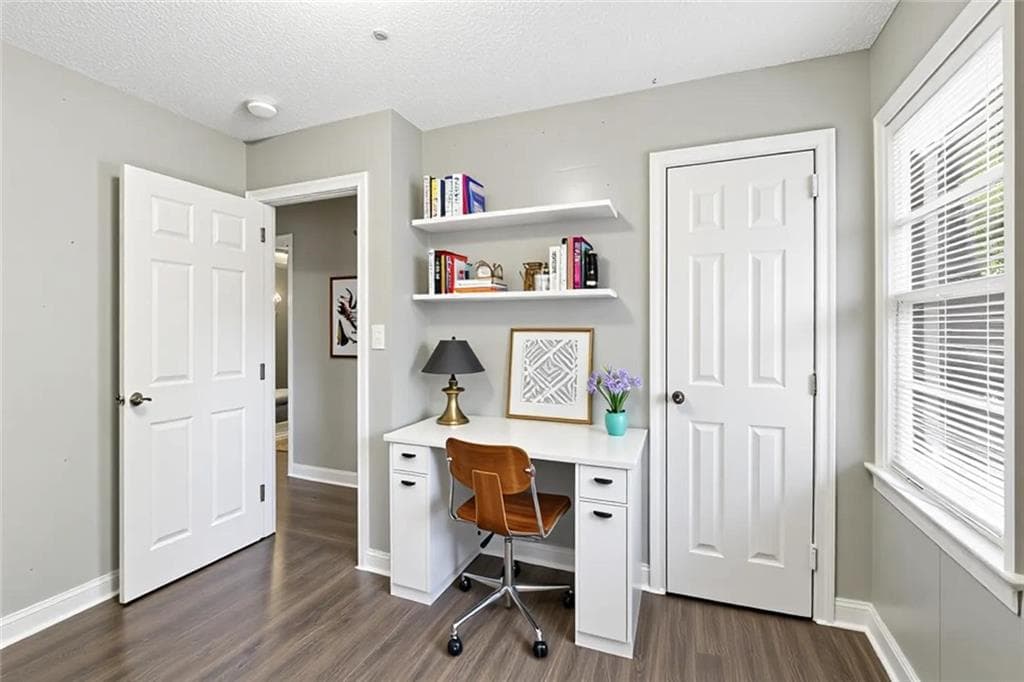 3 bedroom, 1 bathroom, 1,268 sq ft single family residence under contract at 1953 Glendale Drive, Decatur, GA 30032 — photo 6
