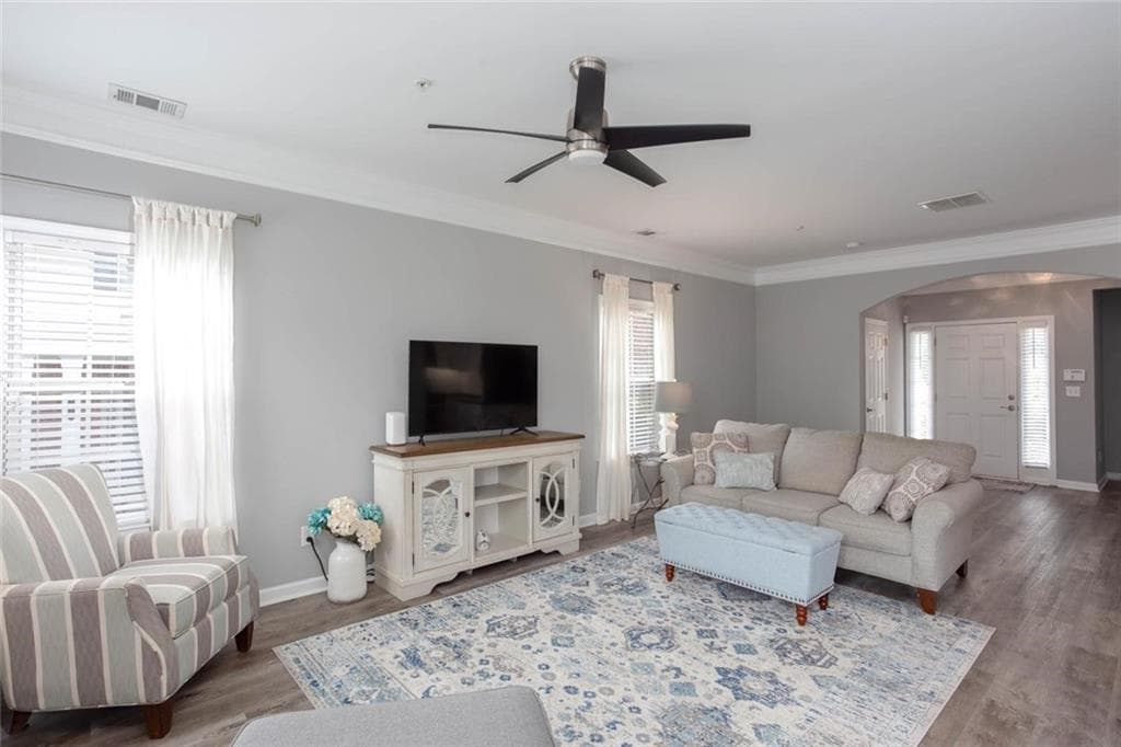 3 bedroom, 3 bathroom, 2,347 sq ft townhouse under contract at 414 Lantern Lane, Woodstock, GA 30188 — photo 8