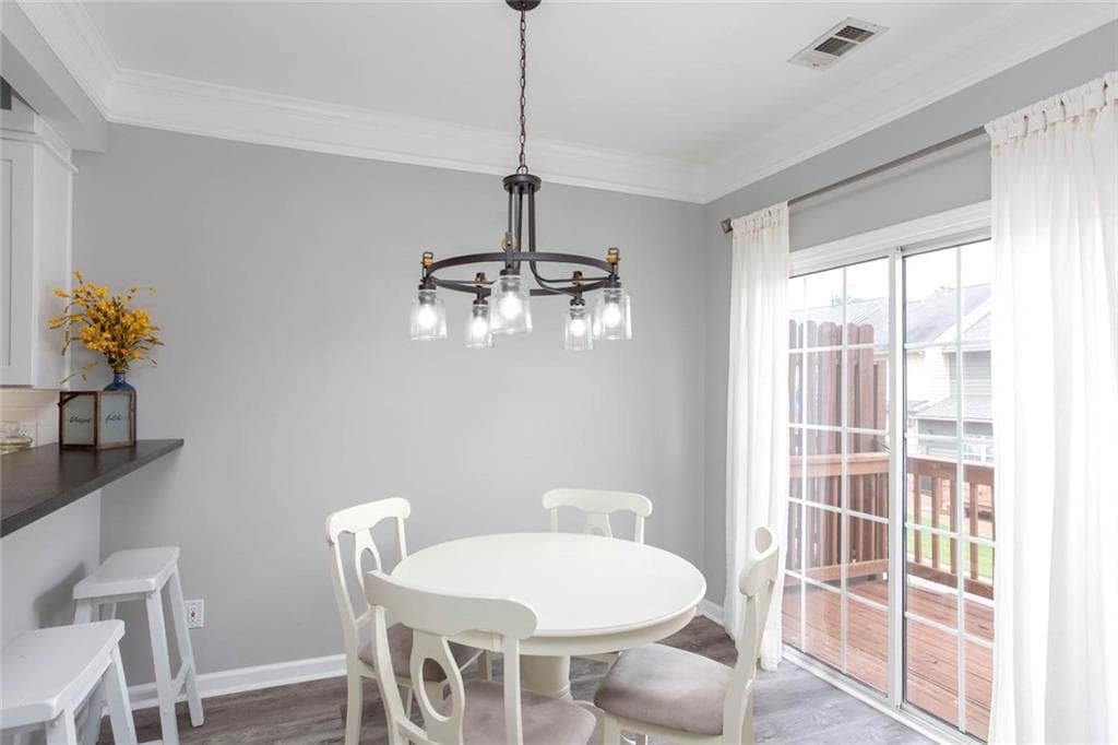 3 bedroom, 3 bathroom, 2,347 sq ft townhouse under contract at 414 Lantern Lane, Woodstock, GA 30188 — photo 9
