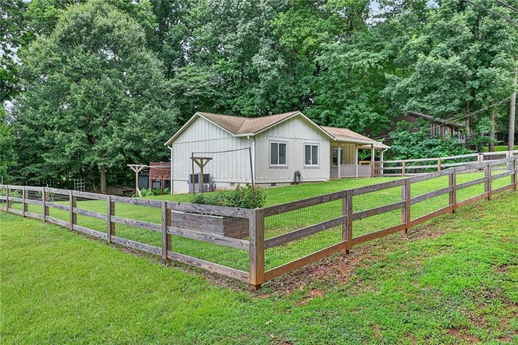 3 bedroom, 1 bathroom, 1,085 sq ft single family residence sold at 4454 Union Church Road, Flowery Branch, GA 30542