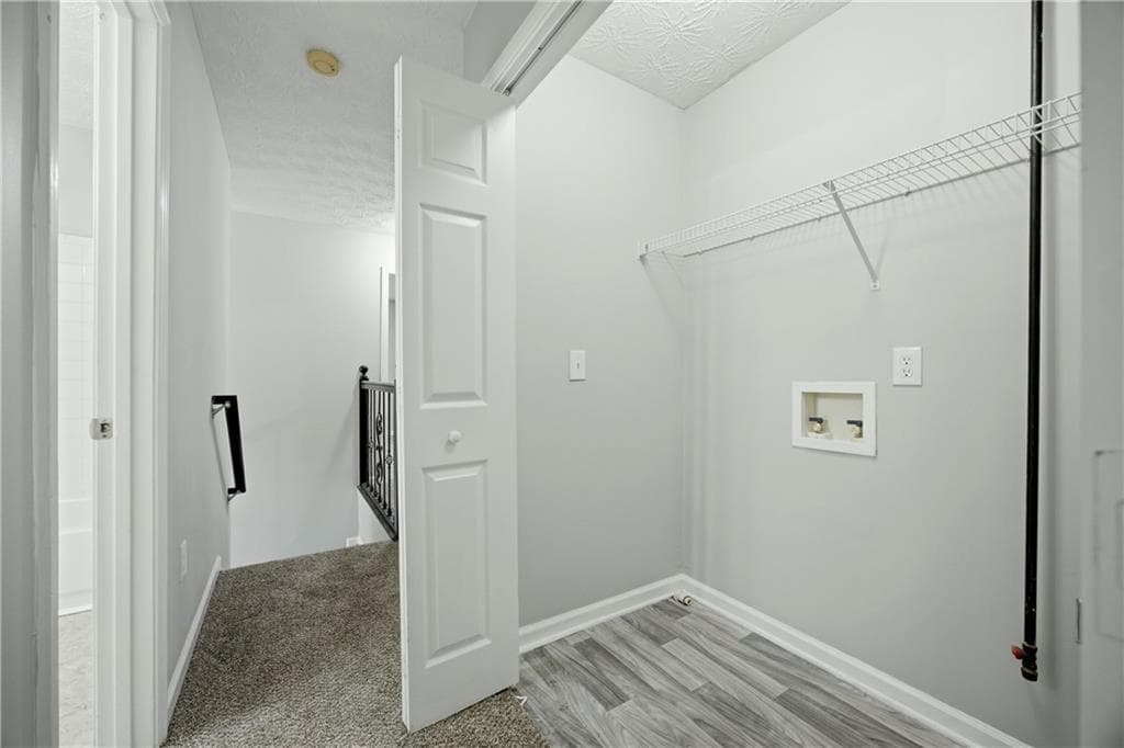 4 bedroom, 3 bathroom, 2,550 sq ft single family residence for sale at 2625 Lindsey Oak Lane, Lawrenceville, GA 30044 — photo 8