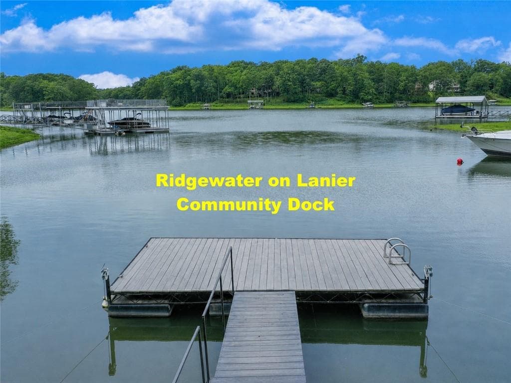 single family residence for sale at 5782 Ridgewater Circle, Gainesville, GA 30506 — photo 5