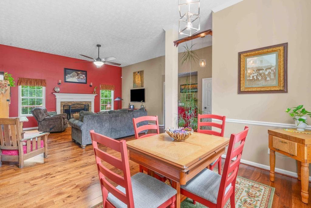 4 bedroom, 3 bathroom, 2,366 sq ft single family residence under contract at 340 Flowers Drive, Covington, GA 30016 — photo 10