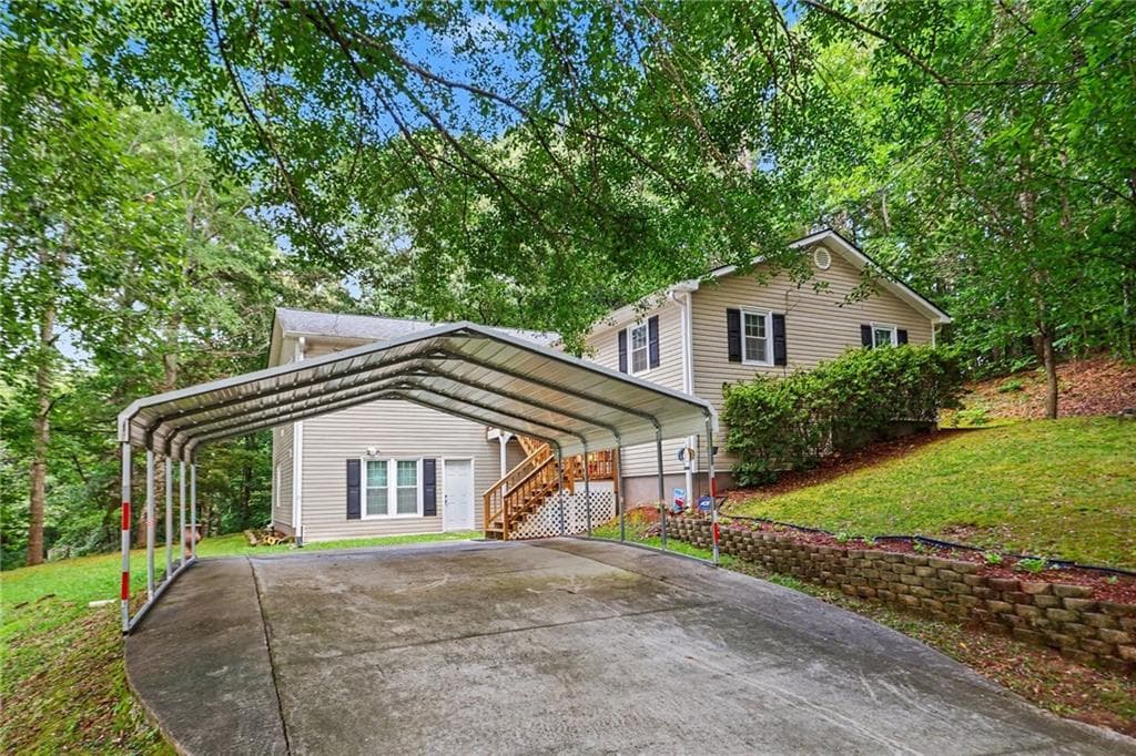 4 bedroom, 2 bathroom, 2,736 sq ft single family residence under contract at 791 Friendship Church Road, Douglasville, GA 30134