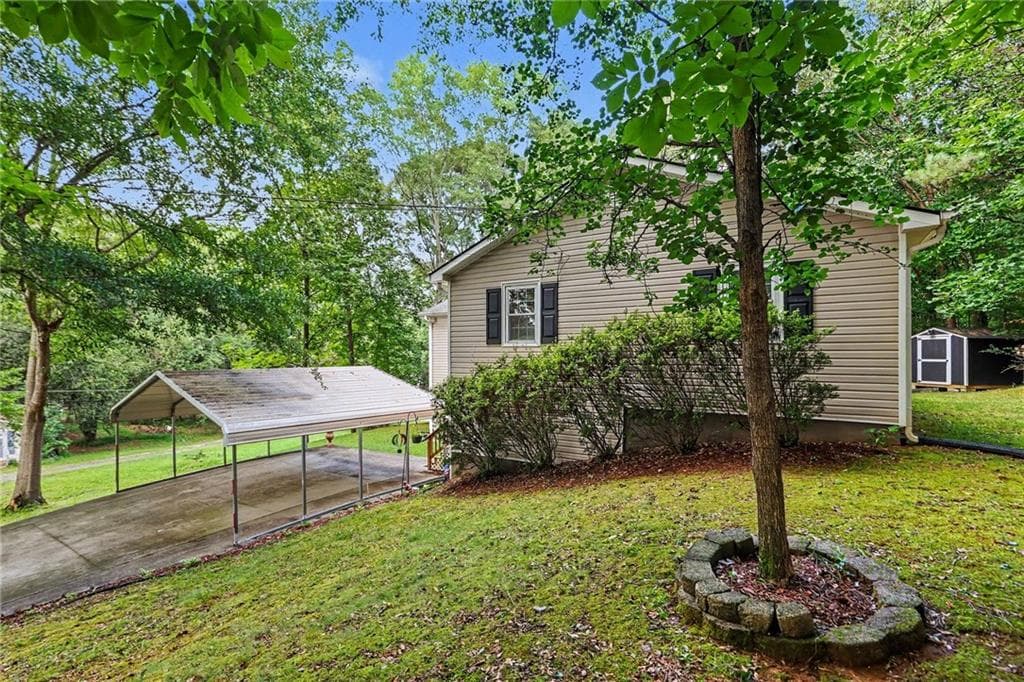 4 bedroom, 2 bathroom, 2,736 sq ft single family residence under contract at 791 Friendship Church Road, Douglasville, GA 30134 — photo 4