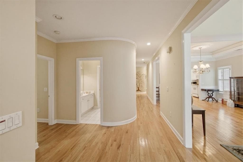 3 bedroom, 2 bathroom, 2,431 sq ft single family residence for sale at 1910 Woodberry Run Drive, Snellville, GA 30078 — photo 6