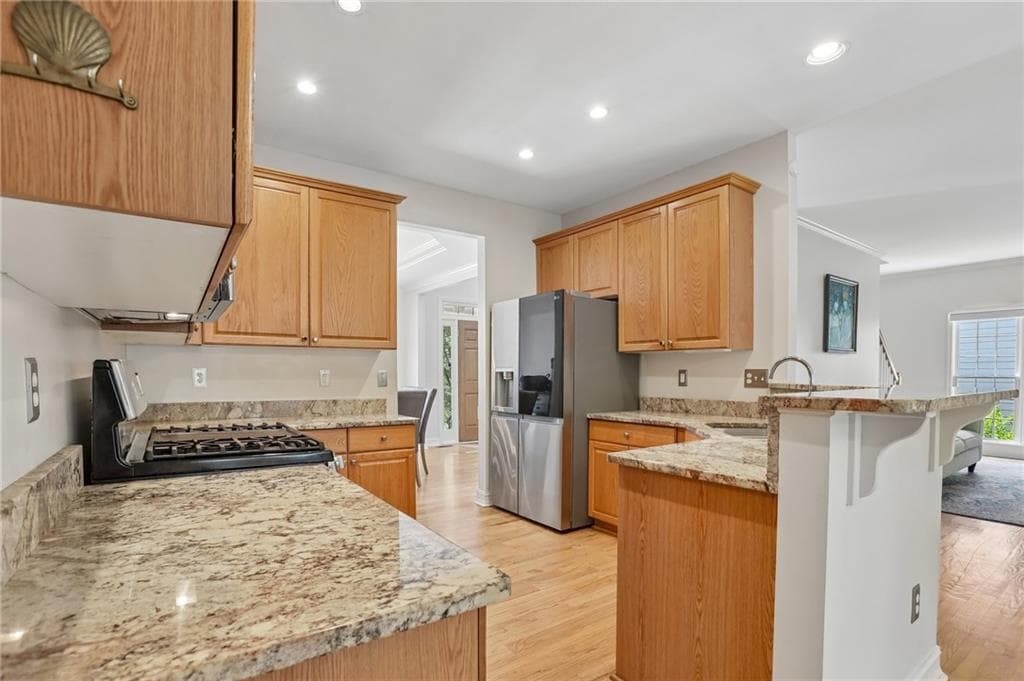 6 bedroom, 4 bathroom, 3,478 sq ft single family residence under contract at 631 Catamount Way, Lilburn, GA 30047 — photo 8