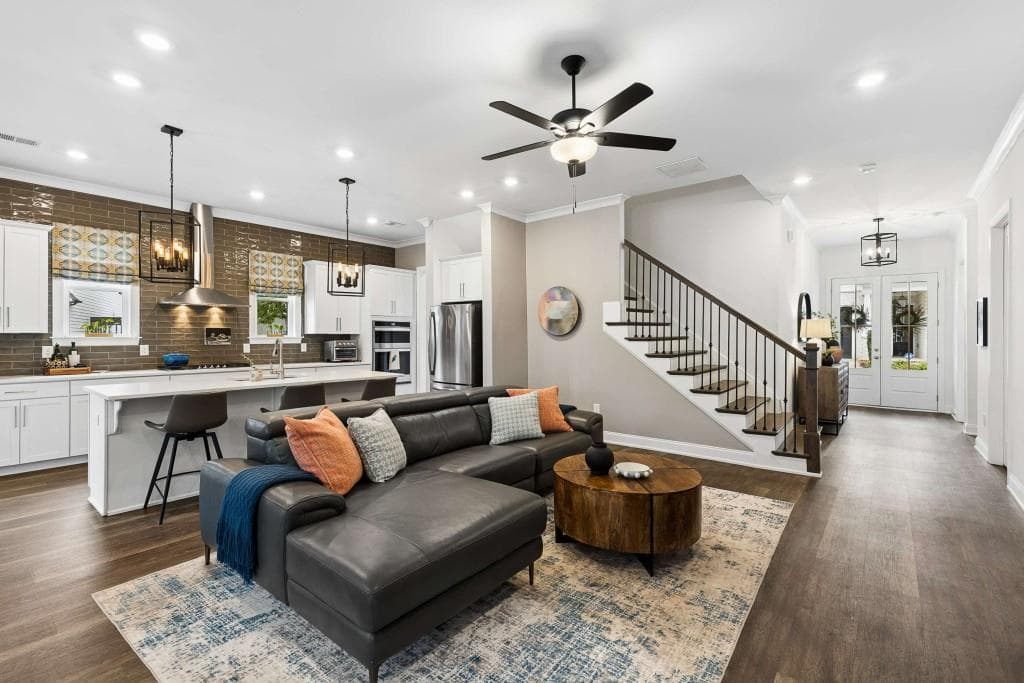 3 bedroom, 3 bathroom, 2,216 sq ft single family residence for sale at 109 Ivey Way, Woodstock, GA 30188 — photo 5