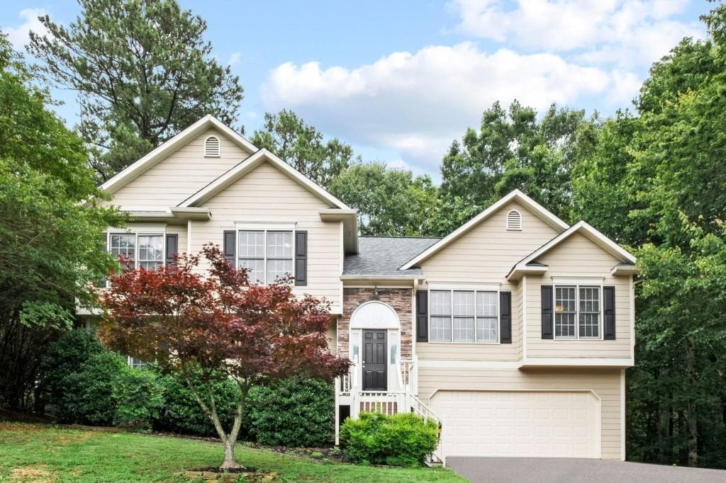 4 bedroom, 3 bathroom, 2,343 sq ft single family residence for rent at 122 Brookhaven Lane, Canton, GA 30114 for $2,700 a month