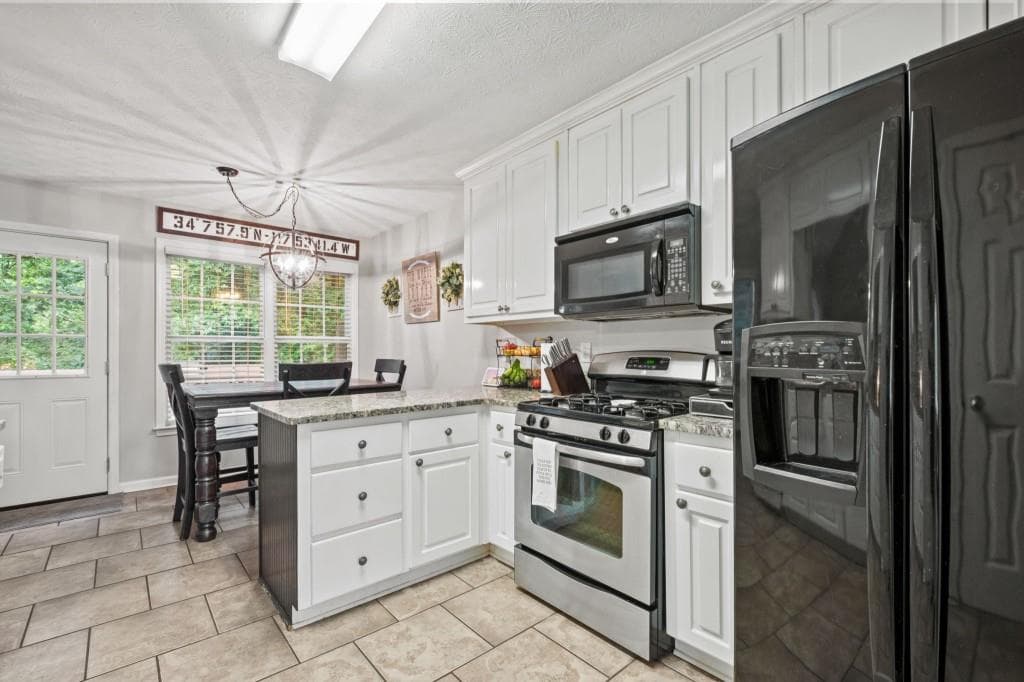 4 bedroom, 3 bathroom, 2,343 sq ft single family residence for rent at 122 Brookhaven Lane, Canton, GA 30114 for $2,700 a month — photo 9