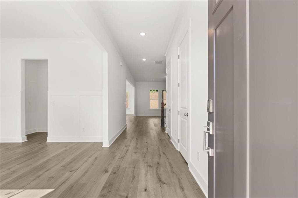 5 bedroom, 4 bathroom, 3,127 sq ft single family residence for sale at 15 Overview Court, Jefferson, GA 30549 — photo 4