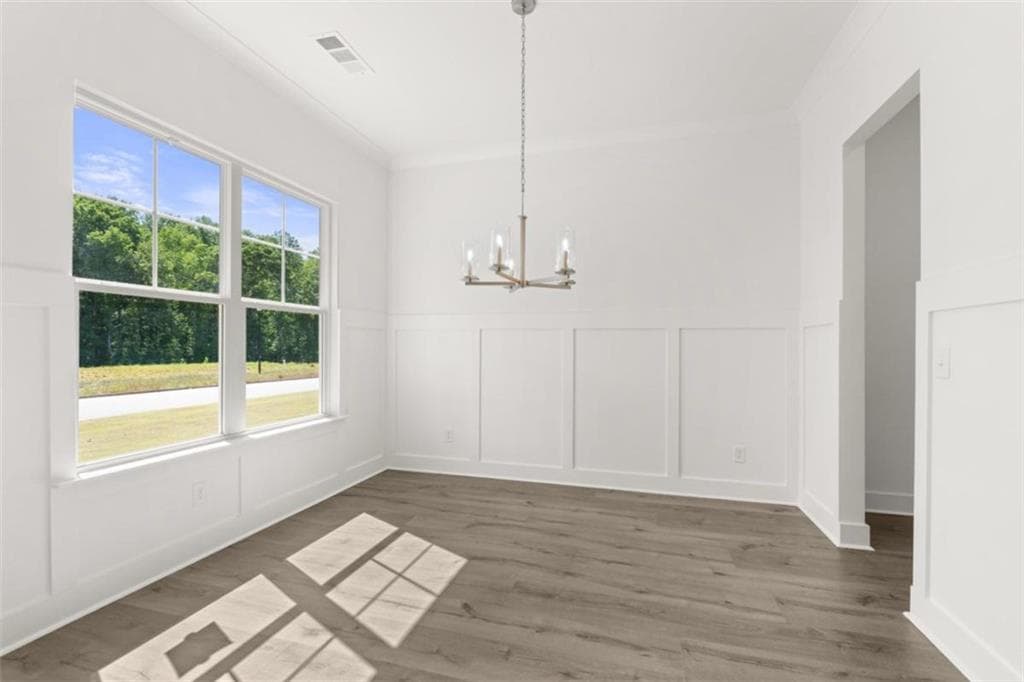 5 bedroom, 4 bathroom, 3,127 sq ft single family residence for sale at 15 Overview Court, Jefferson, GA 30549 — photo 6
